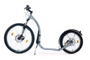 Ga steppen met je hond op de Kickbike Cross Max