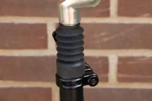 het zadel van de loopfiets